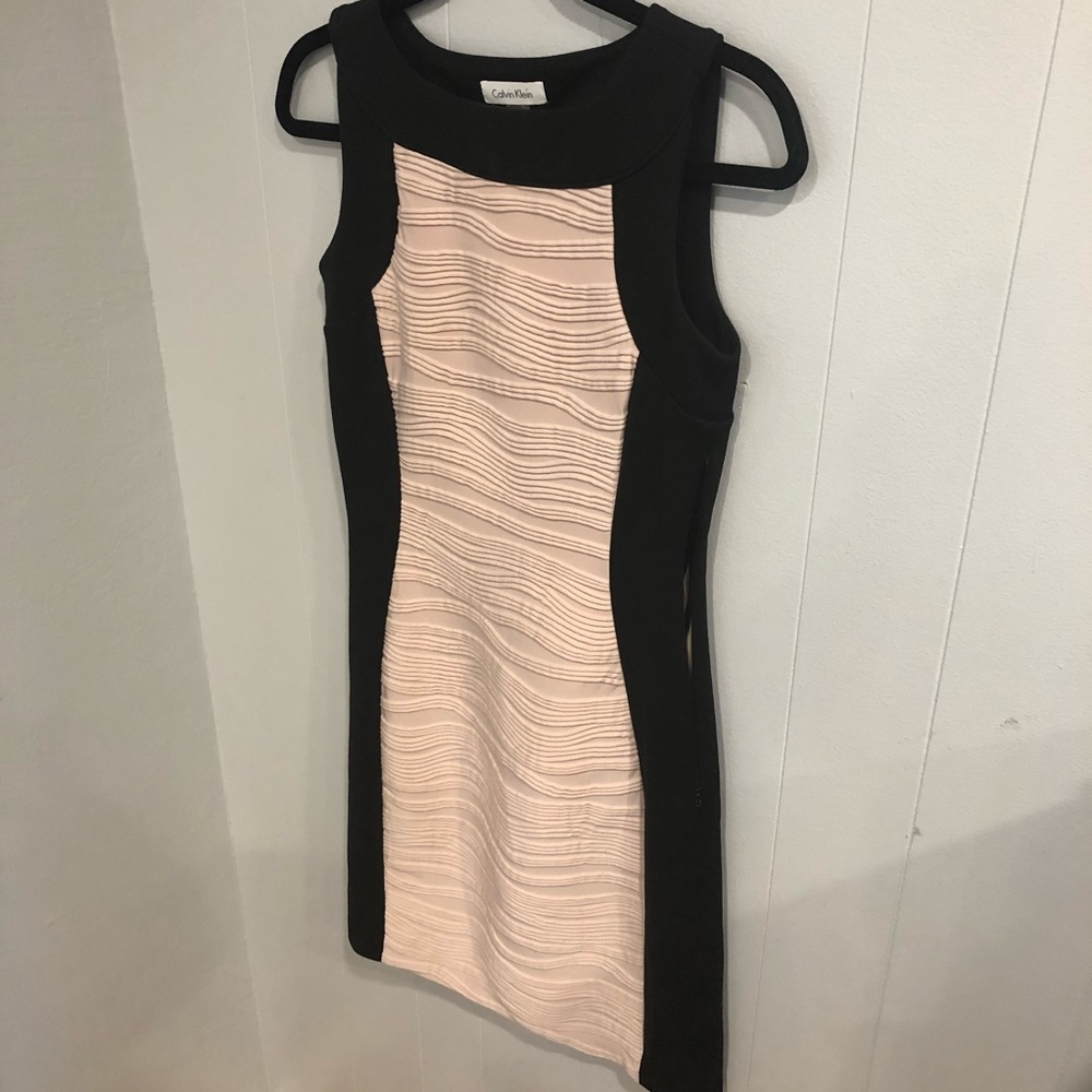 Calvin Klein tight pink and black dress Size: 2